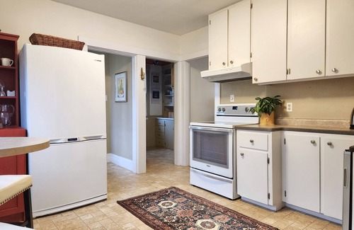 Lunenburg House | Town of Lunenburg 3 BR- with 3 decks!
