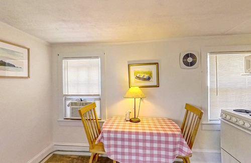 South Rehoboth Apartment | Town of Rehoboth Beach apartment w/patio, grill, 2 blocks from beach