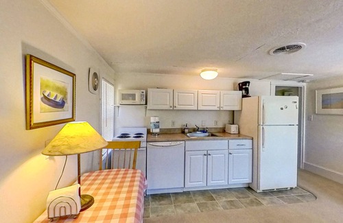 South Rehoboth Apartment | Town of Rehoboth Beach apartment w/patio, grill, 2 blocks from beach