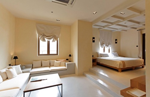 Pong Ta Long Hotel | Town Square Suites by Toscana Valley