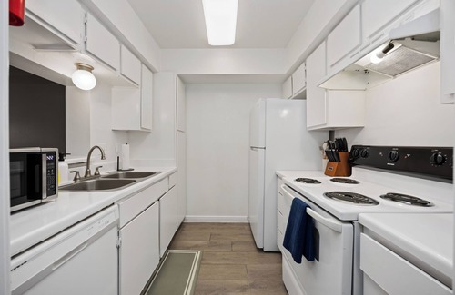 Houston Apartment | Towne Plaza Apartments #292 in the Galleria Area