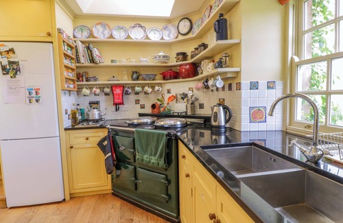 Thornhill House | TOWNHEAD OF AUCHENBAINZIE, pet friendly, with open fire in Thornhill