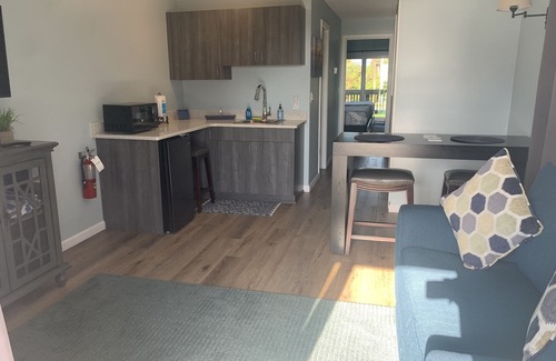 Melbourne Beach Resort | Townhome #5 Beachfront Property -Saltwater Pool-Private Beach- Sleeps 8