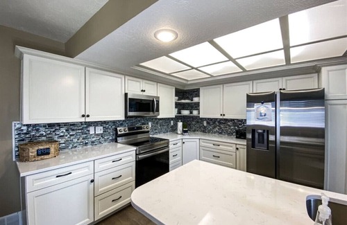 Harbor Village Villa | Townhome 893 # 1-Harbor Village, next to the pool