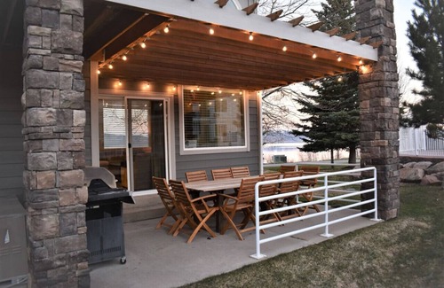 Harbor Village Villa | Townhome 893 # 1-Harbor Village, next to the pool