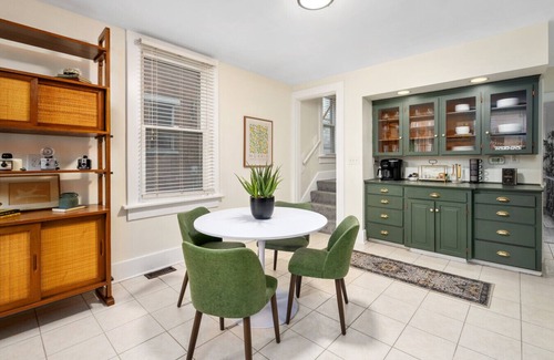 German Village House | Townhome|German Village|Private Patio|Near OSU