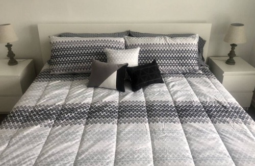 Truckland House | Townhome in Paradise