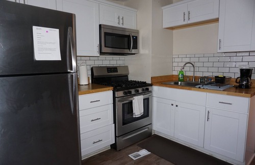 Central Northside House | Townhome in the Mexican War Streets! Pet-Friendly and off-street parking options