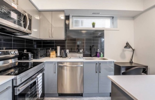 Niagara Falls Apartment | Townhouse Apartment 5 Mins From Niagara Falls