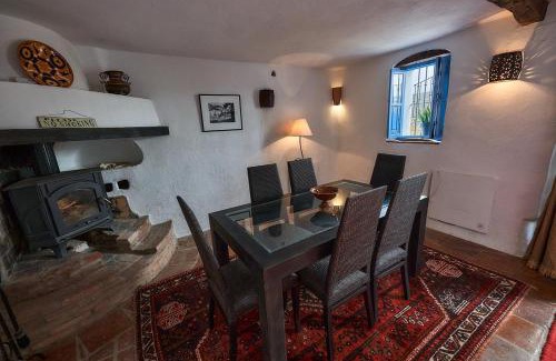 Gaucin House | Townhouse in Gaucin an Andalusian White Village