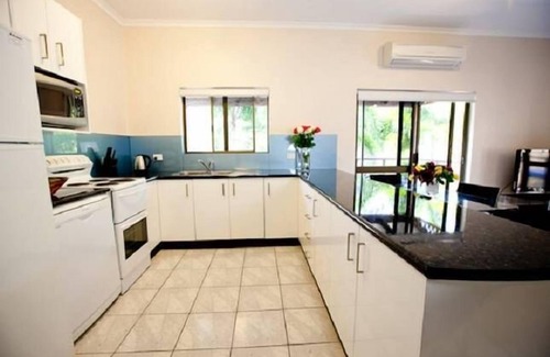 Port Douglas House | Townhouse No 6 , Marlin Tce on Mudlo