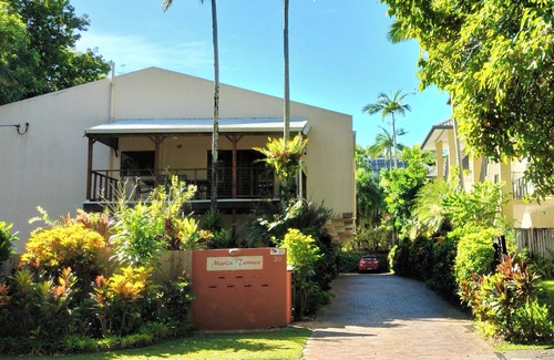 Port Douglas House | Townhouse No 6 , Marlin Tce on Mudlo