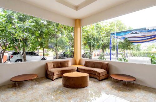 Medan Hotel | Townhouse Oak Medan near Universitas Sumatera Utara formerly Raz Residence