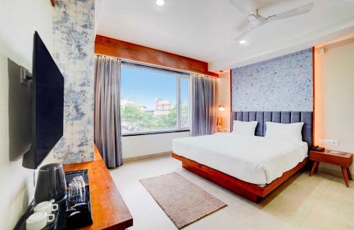 Bhopal Hotel | Townhouse Oak Patel Nagar