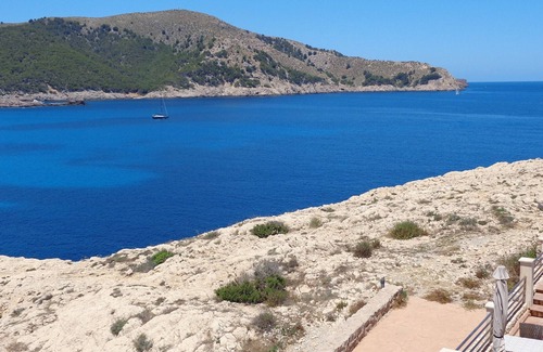 Cala Agulla Apartment | Townhouse on the seafront in Cala Lliteras