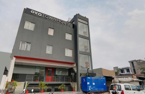 Lucknow Hotel | Townhouse The Shubham