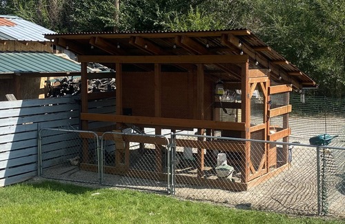 Townsend House | Townsend chicken house