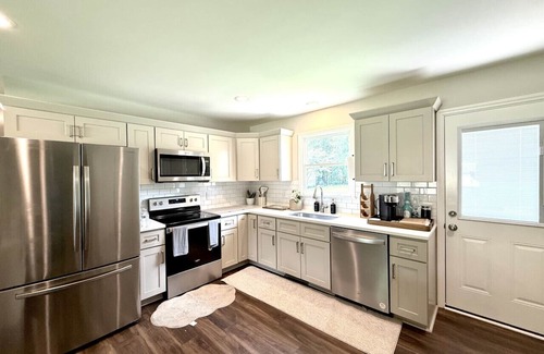 Durham Apartment | TPV - Ranch Villa close to Duke/RDU/Downtown