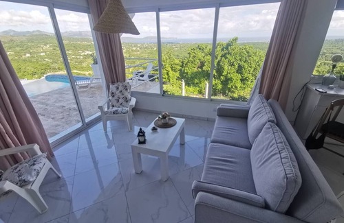 Las Galeras Apartment | Très beau studio cosy, piscine, vue mer et montagne