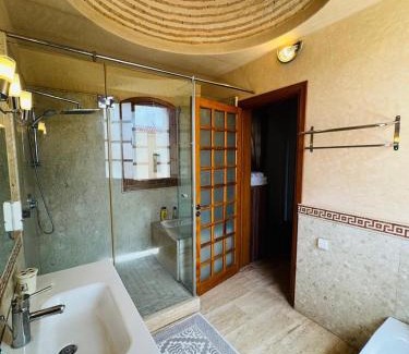 Agadir Bay Villa | Très belle villa familiale et romantique/SPA