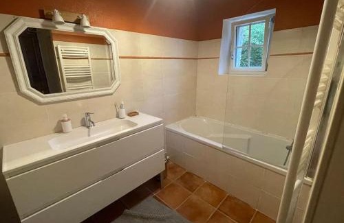 Saint-Jean-de-Cole House | Très jolie propriété avec vue et piscine chauffée