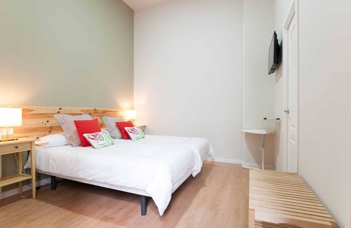 Vegueta Apartment | Traditional Triana House with 9 en-suite Bedrooms