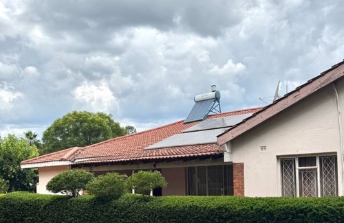 Bulawayo House | Trade Fair Ready 4 bedroom/2 bath Hillside Home - Breakfast Included. Sleeps 8