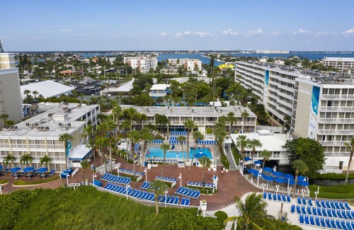 St. Pete Beach Condo | TradeWinds - 1 Bedroom - Gufl Front View