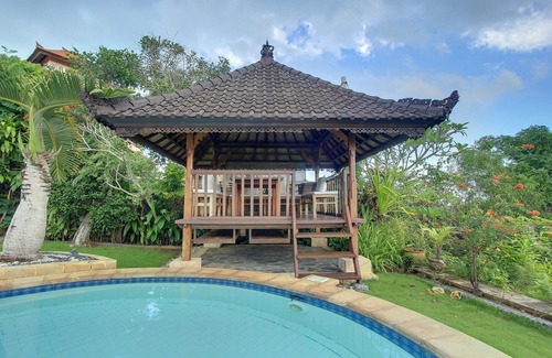 Ungasan Villa | Traditional 4BR Cliff View Villa Located In Jimbaran! - 18Min Drive To Beach!