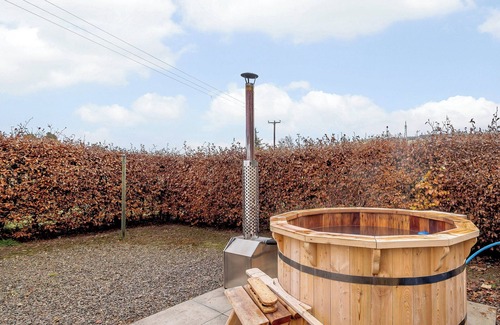 Biggar Cottage | Traditional cottage located close to the town of Biggar.