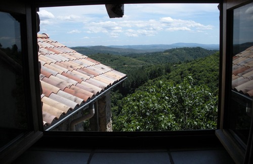 Vals-les-Bains House | Traditional house hamlet with terrace