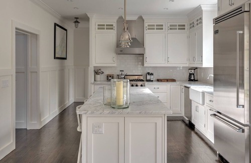 Sagaponack House | Traditional house, open floor and spacious living, formal dining room,.