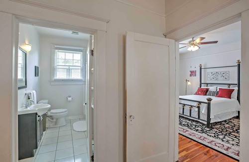 Central Carrollton Association Apartment | Traditional New Orleans Apt w/ Porch in River Bend