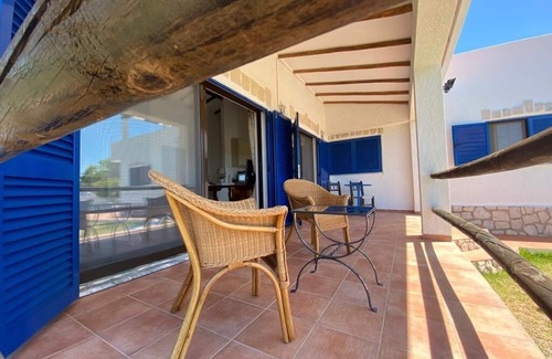 Carvoeiro Apartment | Traditional Portuguese house with lot of privacy and space.