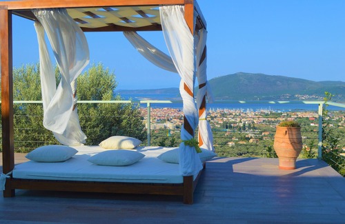 Apolpaina Cottage | Traditional stone villa with its private pool and a magnificent view