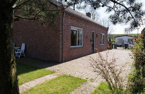 Baarland House | Traditionally built house on the coast of Baarland