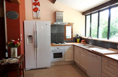 Eymet Cottage | Traditionnal Cottage in a FarmHouse with Private Pool.