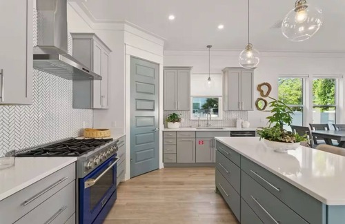Seagrove Beach House | Trae Bien – Pet Friendly/Golf Cart/Pool (Jan 26)