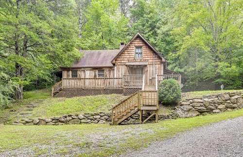 Franklin Cabin | Trail Access & Tranquil Setting: Franklin Retreat!