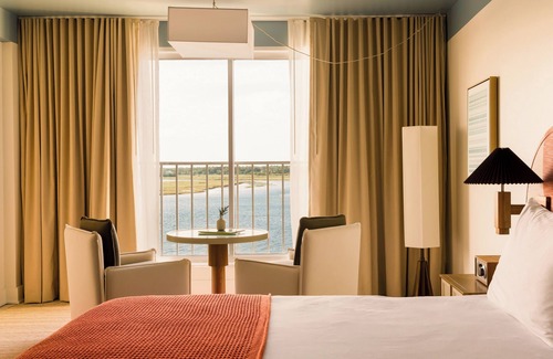 Wrightsville Beach Resort | Trailborn Surf and Sound, Outdoor Collection by Marriott Bonvoy