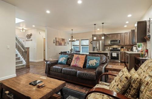 Westbrook Meadows House | Trails End Retreat home