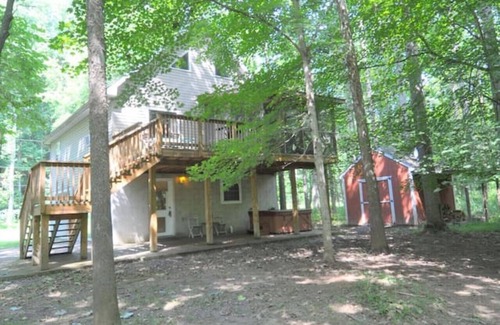 Great Cacapon House | Trails End - riverside | pets | hot tub | wifi | fire pit | grill