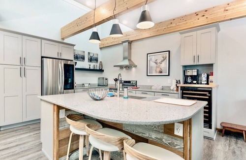 Windcliff Estates Condo | Trails End Vacation Home at Windcliff by RedAwning