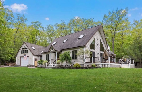 Freedom House | Trails & Tranquility Great Nature, Game Room!
