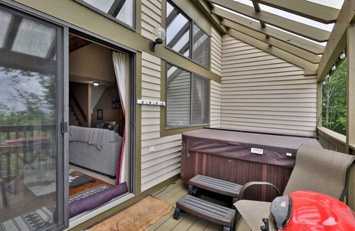 Ludlow House | Trailside Condo with Private Hot Tub and Gorgeous Views!