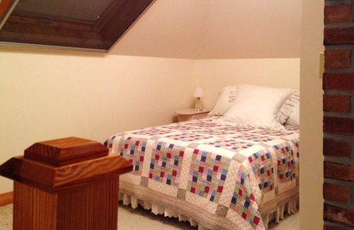 Lyndon Center Condo | Trailside Location for Your Bike Vacation!