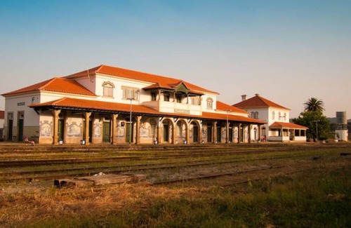 Beira Cottage | Train Spot - Family Accommodation in the old Marvão Train Station