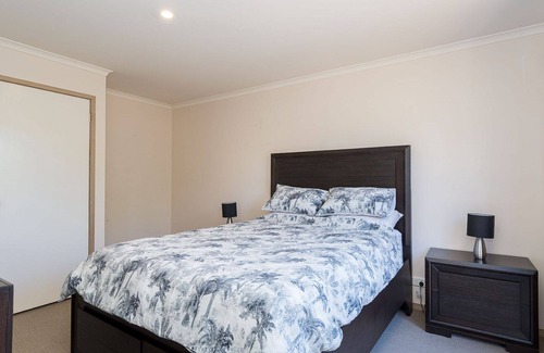 Inverloch House | TRALEE BEACH HOUSE – WIFI & LINEN Included