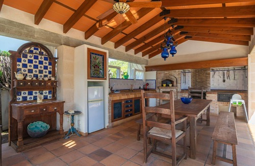 Lloseta Villa | TRAMONTANA - Fabulous villa with private pool at the foot of the mountains. Free WIFI.