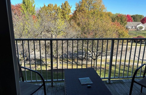 Mason Condo | Tranquil 2-bedroom 2-bath condo with AC in charming Mason